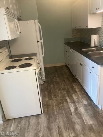 26187 Raintree Boulevard C5, Olmsted Falls, OH 44138