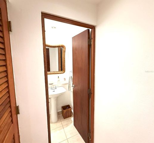 300 OCEAN DRIVE 335, Humacao, PR 00791