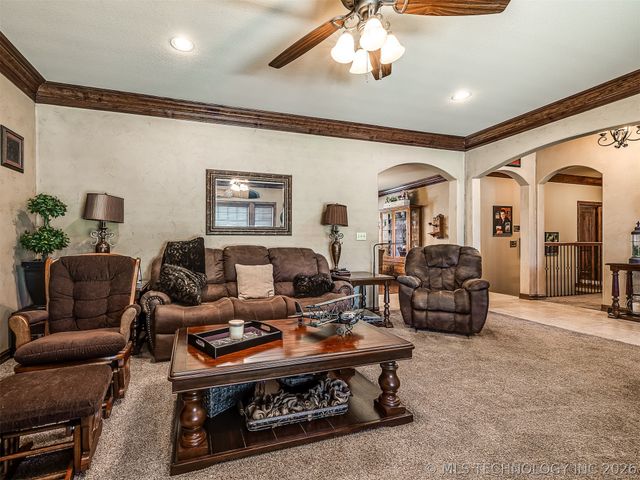 40800 N 3988 Road, Collinsville, OK 74021