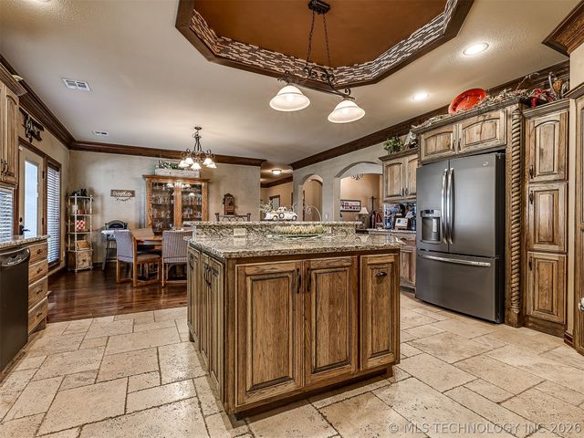 40800 N 3988 Road, Collinsville, OK 74021