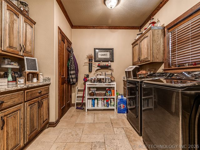 40800 N 3988 Road, Collinsville, OK 74021
