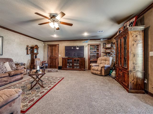 40800 N 3988 Road, Collinsville, OK 74021