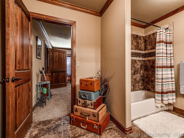 40800 N 3988 Road, Collinsville, OK 74021