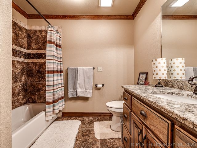 40800 N 3988 Road, Collinsville, OK 74021