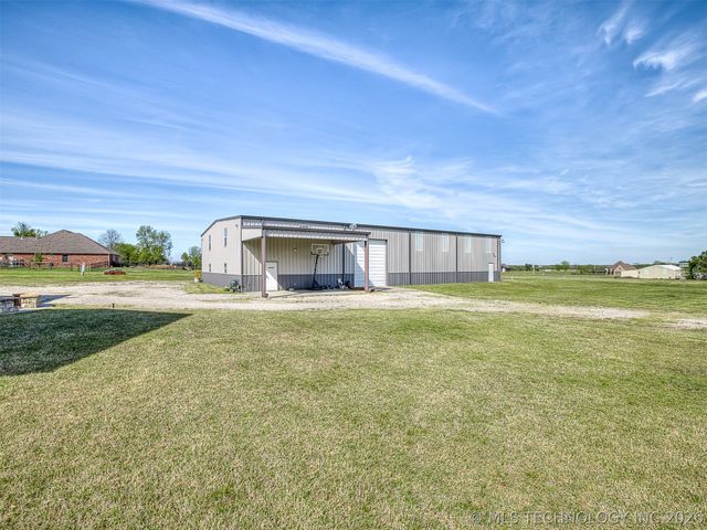 40800 N 3988 Road, Collinsville, OK 74021