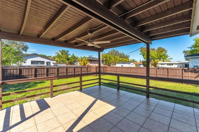 358 Pine Ct, Miami Springs, FL 33166