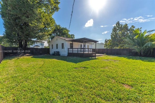 358 Pine Ct, Miami Springs, FL 33166