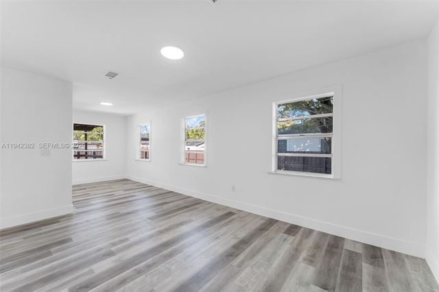 358 Pine Ct, Miami Springs, FL 33166