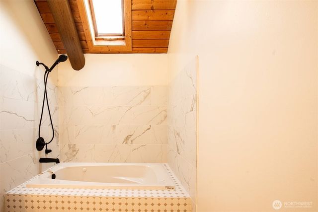 12107 155th Avenue NE, Arlington, WA 98223