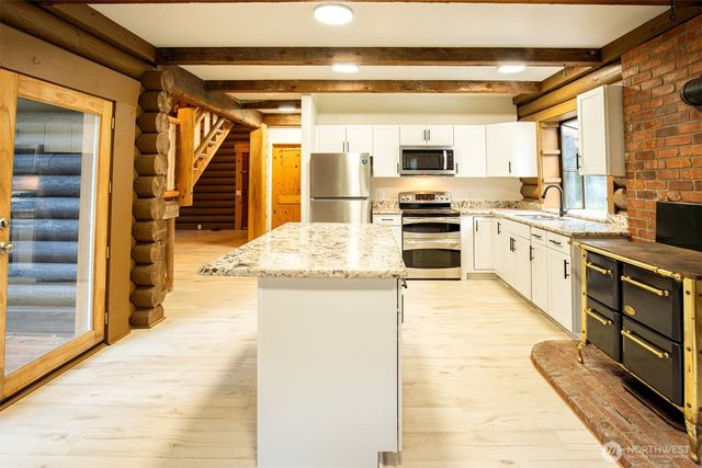 12107 155th Avenue NE, Arlington, WA 98223