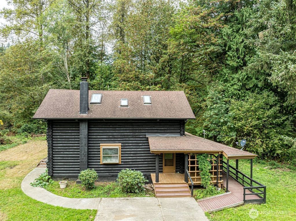 12107 155th Avenue NE, Arlington, WA 98223