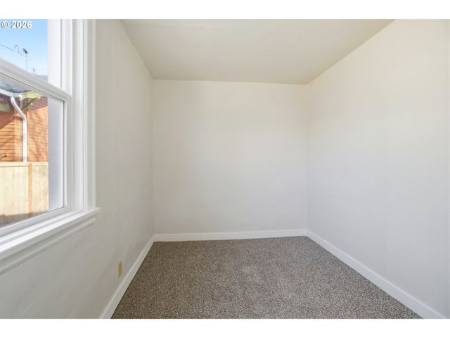 2542 Se 18TH Ave, Portland, OR 97202