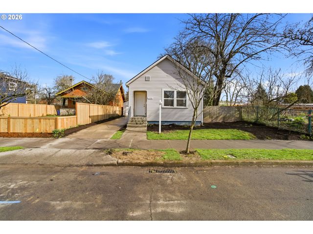 2542 Se 18TH Ave, Portland, OR 97202
