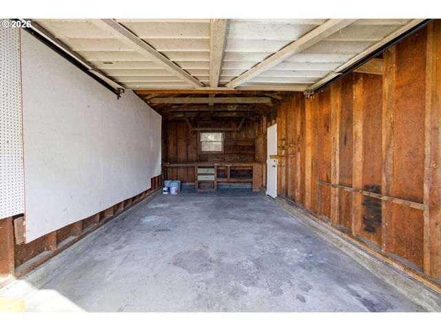 2542 Se 18TH Ave, Portland, OR 97202