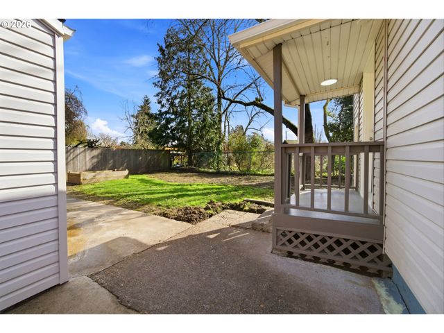 2542 Se 18TH Ave, Portland, OR 97202