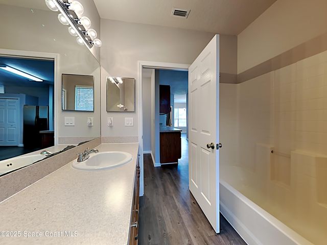 675 Pampas Street NW, Palm Bay, FL 32907