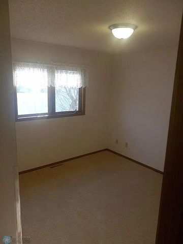 3531 1st Street N, Fargo, ND 58102