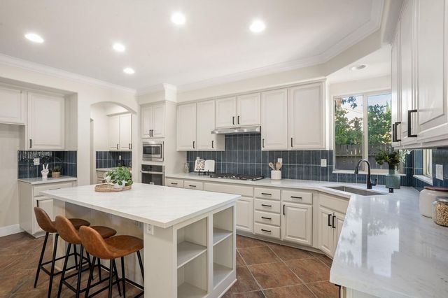 6704 Rawley Way, Elk Grove, CA 95757