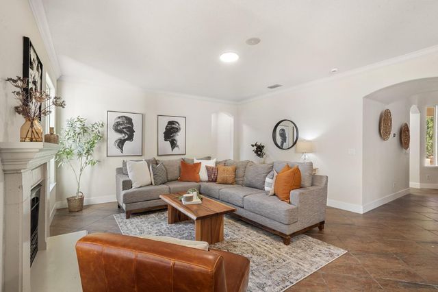 6704 Rawley Way, Elk Grove, CA 95757