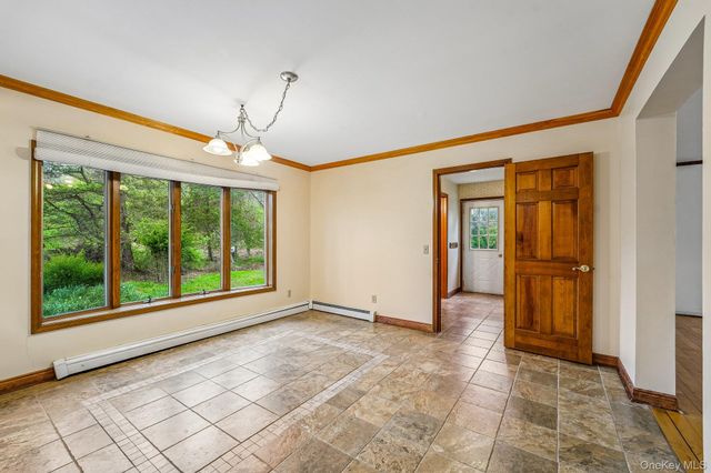 71 Four Corners Road, Warwick, NY 10990