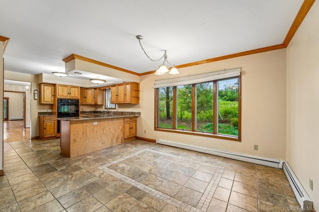 71 Four Corners Road, Warwick, NY 10990