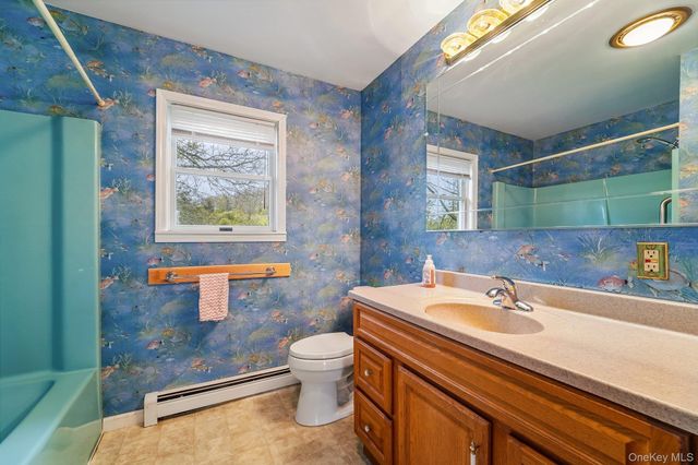 71 Four Corners Road, Warwick, NY 10990