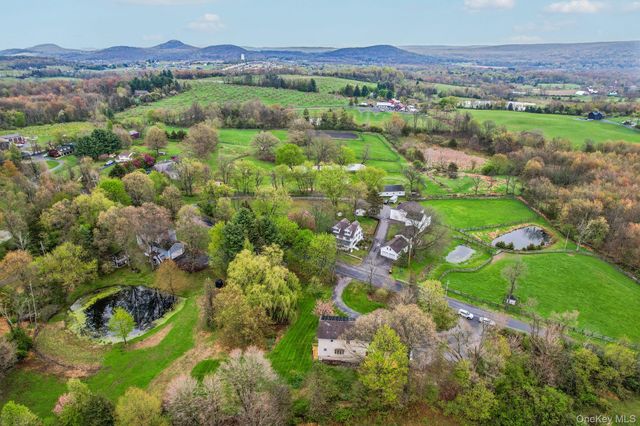 71 Four Corners Road, Warwick, NY 10990