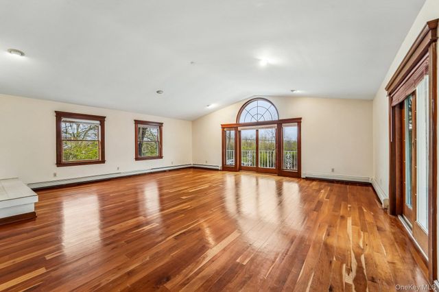 71 Four Corners Road, Warwick, NY 10990