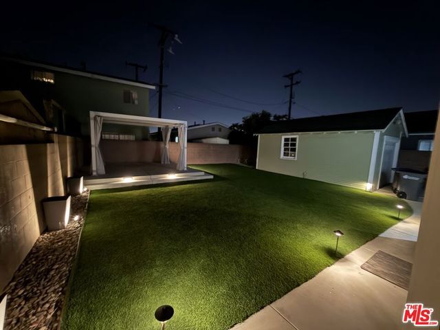 17125 S Denker Avenue, Gardena, CA 90247