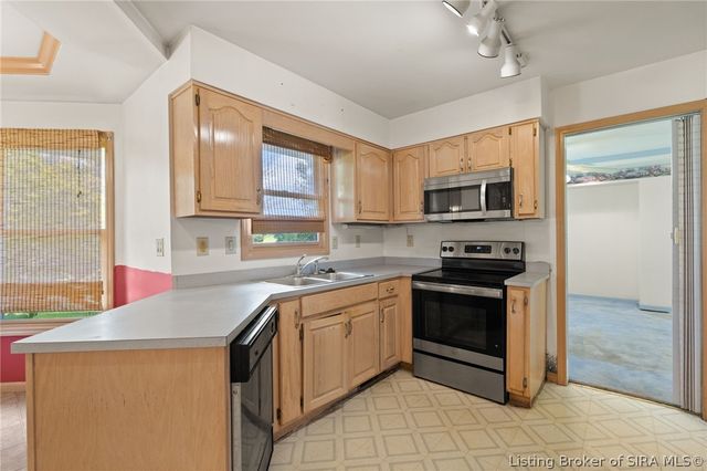 6620 Old Bethany Road, Charlestown, IN 47111