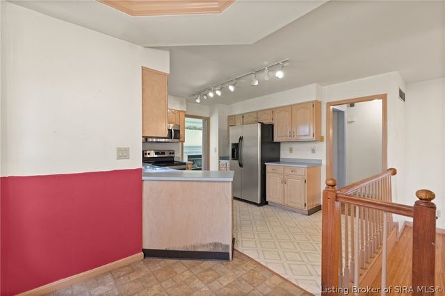 6620 Old Bethany Road, Charlestown, IN 47111