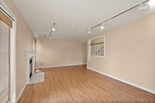 6620 Old Bethany Road, Charlestown, IN 47111