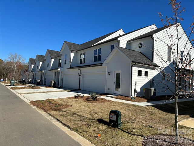 22043 Lani Drive, Charlotte, NC 28273