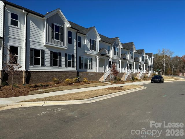 22043 Lani Drive, Charlotte, NC 28273