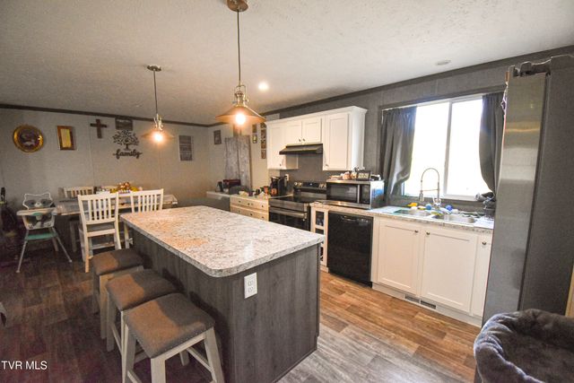 255 Rolling Hills Drive, Church Hill, TN 37642