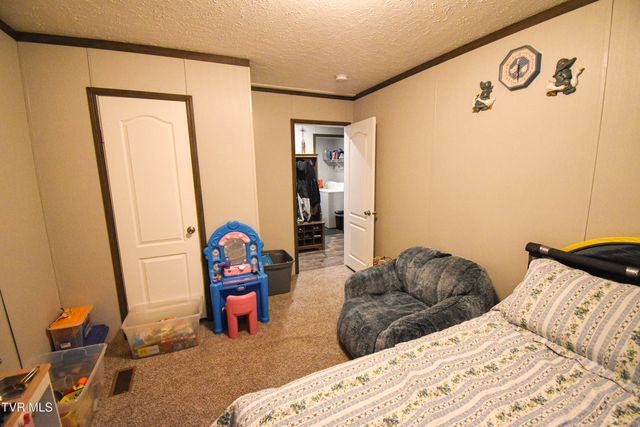 255 Rolling Hills Drive, Church Hill, TN 37642