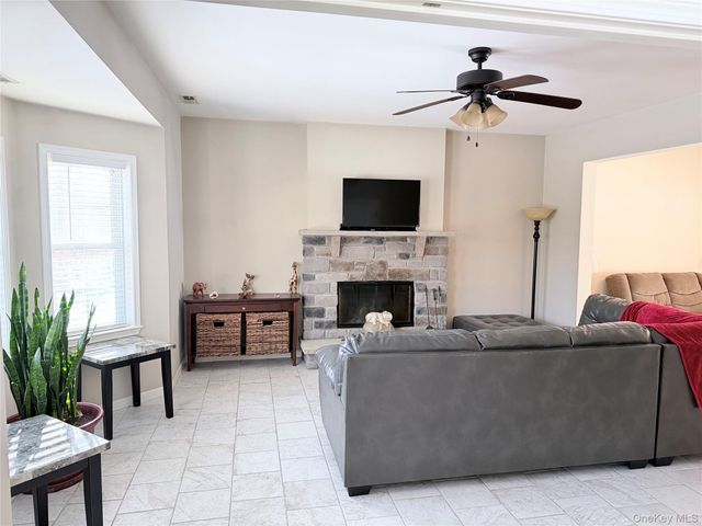 750 Mullock Road, Port Jervis, NY 12771