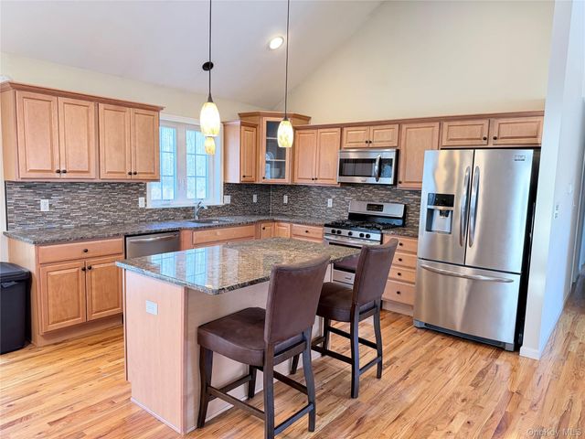 750 Mullock Road, Port Jervis, NY 12771