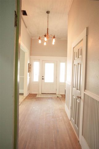 604 Avenue B, Lexington, TX 78947