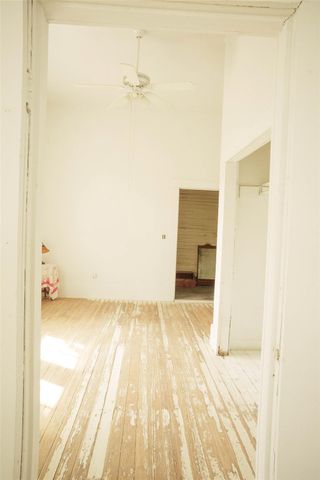 604 Avenue B, Lexington, TX 78947