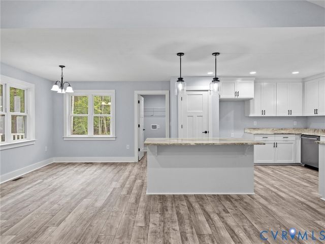 20475 Tabernacle Rd, Barhamsville, VA 23011