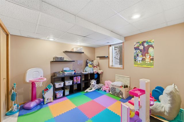 313 SE 30th Street, Ankeny, IA 50021