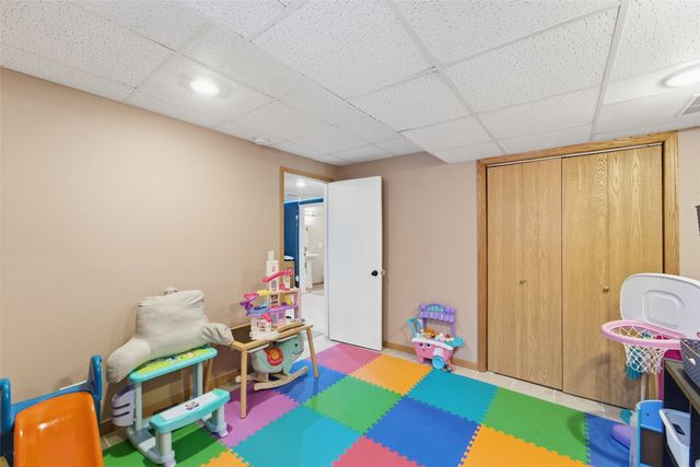 313 SE 30th Street, Ankeny, IA 50021