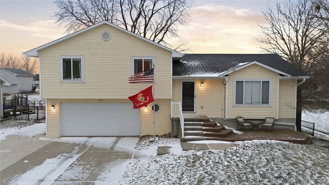 313 SE 30th Street, Ankeny, IA 50021