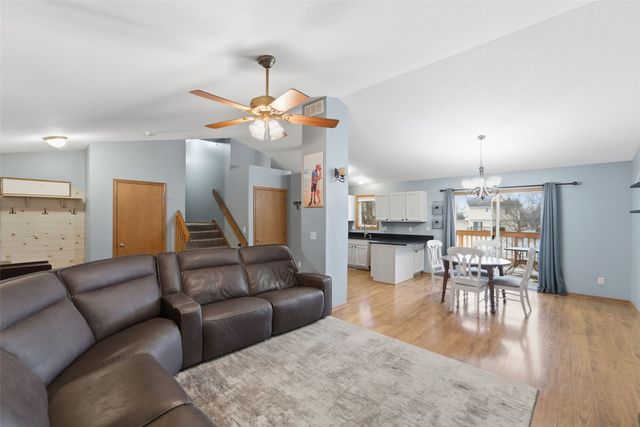 313 SE 30th Street, Ankeny, IA 50021