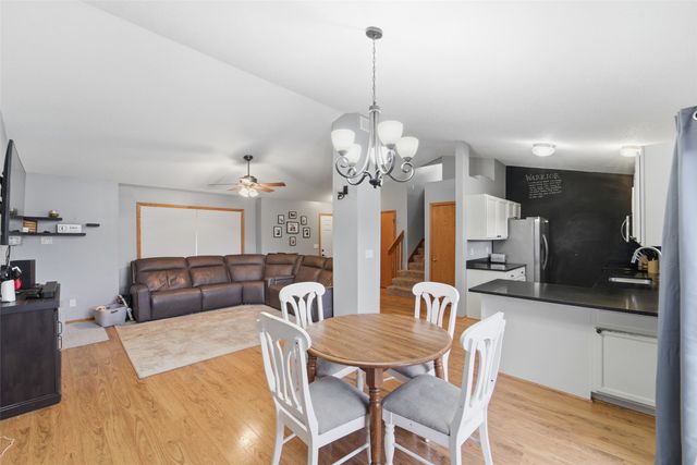 313 SE 30th Street, Ankeny, IA 50021