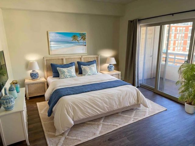 330 J Street 610, San Diego, CA 92101