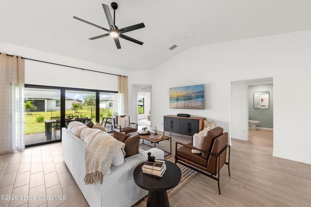 1250 Schayler Street SW, Palm Bay, FL 32908