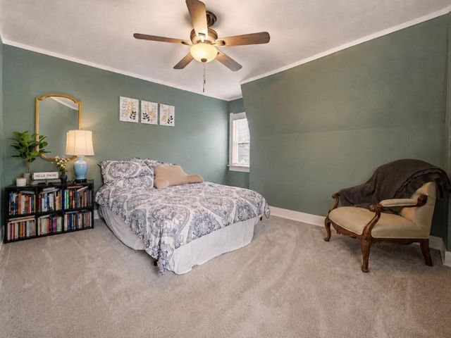 413 20th STREET S, La Crosse, WI 54601