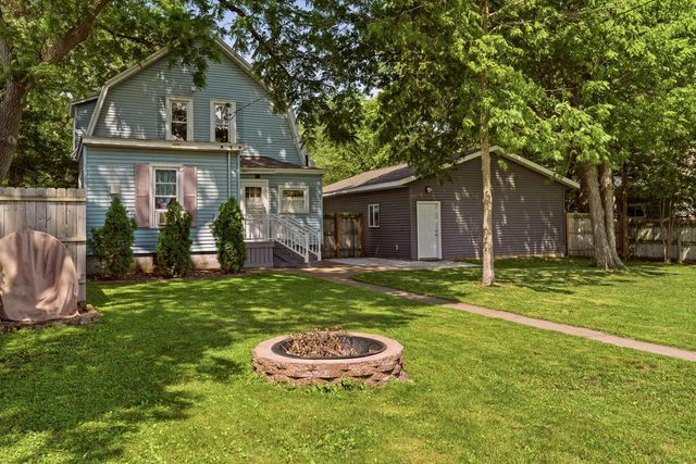 413 20th STREET S, La Crosse, WI 54601